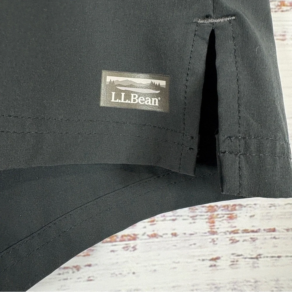 L.L. Bean Black UPF 50+ Stretch Board Shorts - Picture 4 of 13